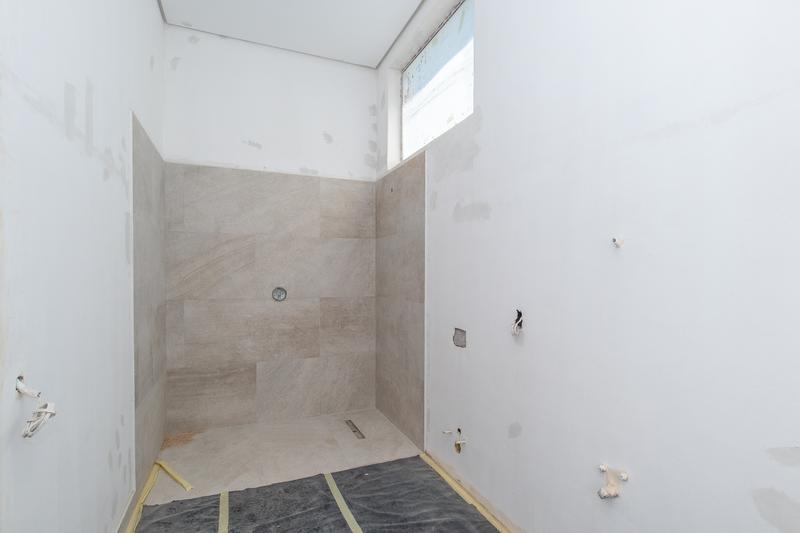 5 Bedroom Property for Sale in Constantia Western Cape